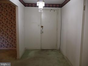40 Old Lancaster Road 302, Merion Station PA 19066