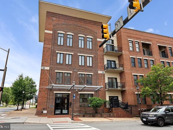 181 E Reed Avenue 207, Alexandria VA 22305