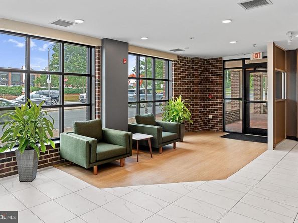 181 E Reed Avenue 207, Alexandria VA 22305