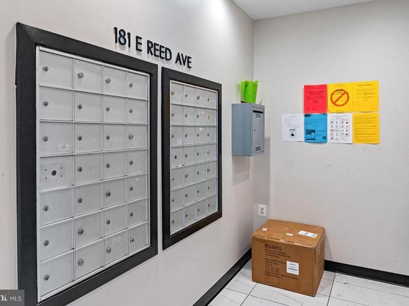 181 E Reed Avenue 207, Alexandria VA 22305