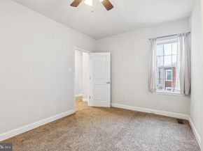 572 Hermitage Street, Philadelphia PA 19128