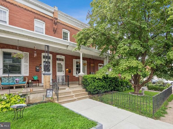 572 Hermitage Street, Philadelphia PA 19128