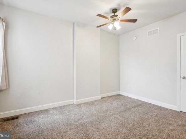 572 Hermitage Street, Philadelphia PA 19128