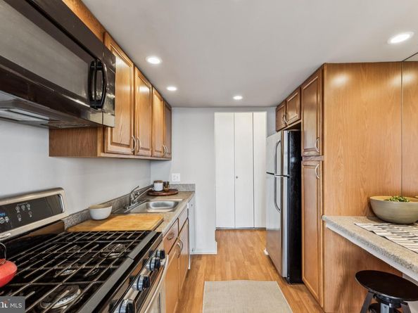 1326 Spruce Street 2304, Philadelphia PA 19107