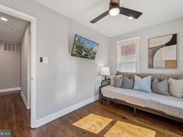 2849 Mills Avenue NE, Washington DC 20018