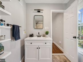 2849 Mills Avenue NE, Washington DC 20018