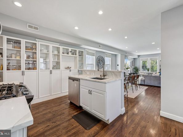 2849 Mills Avenue NE, Washington DC 20018
