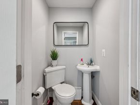2849 Mills Avenue NE, Washington DC 20018