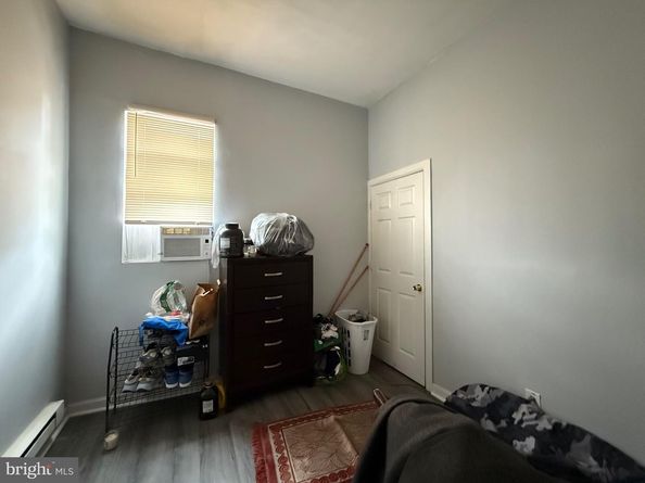 1520 W Tioga Street, Philadelphia PA 19140