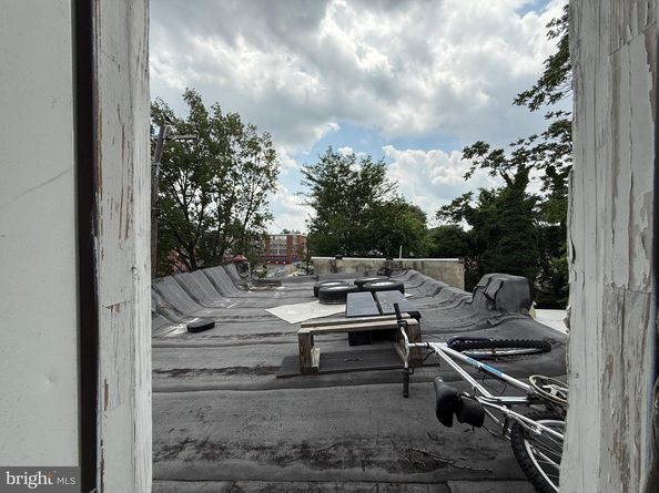 1520 W Tioga Street, Philadelphia PA 19140