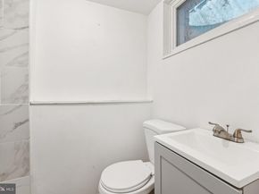 1119 S Edison Street, Arlington VA 22204