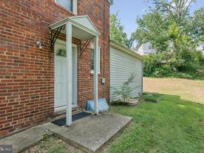 1119 S Edison Street, Arlington VA 22204