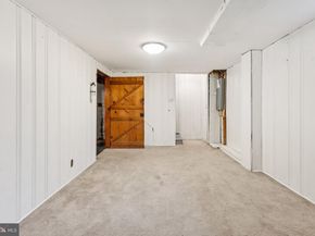 1119 S Edison Street, Arlington VA 22204