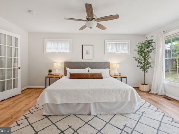 1119 S Edison Street, Arlington VA 22204