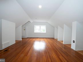 6640 Lincoln Drive, Philadelphia PA 19119