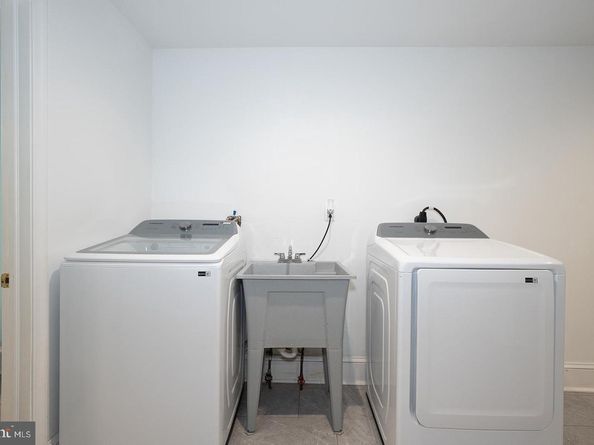 6640 Lincoln Drive, Philadelphia PA 19119