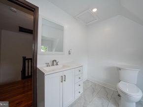 6640 Lincoln Drive, Philadelphia PA 19119