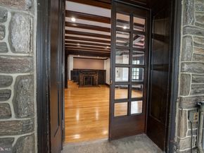 6640 Lincoln Drive, Philadelphia PA 19119