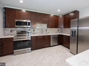 6640 Lincoln Drive, Philadelphia PA 19119