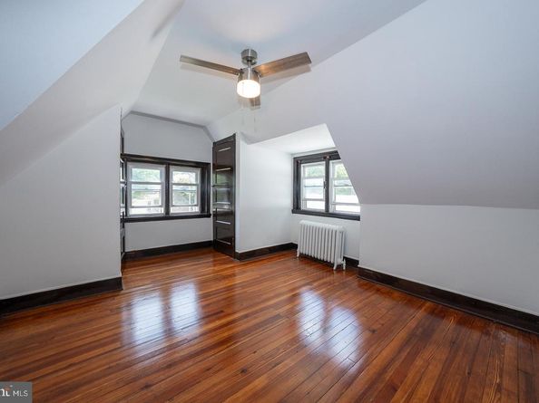 6640 Lincoln Drive, Philadelphia PA 19119
