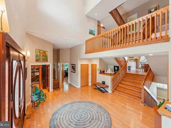 1427 Byberry Road, Huntingdon Valley PA 19006