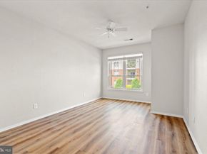 1571 Spring Gate Drive 6213, Mclean VA 22102