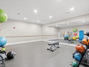 1571 Spring Gate Drive 6213, Mclean VA 22102