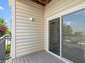 1571 Spring Gate Drive 6213, Mclean VA 22102