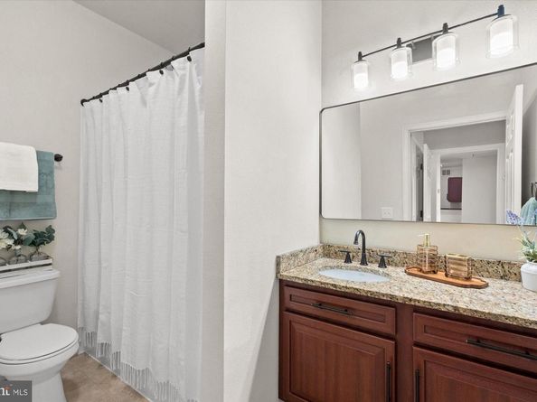 1571 Spring Gate Drive 6213, Mclean VA 22102