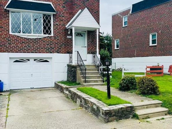 4374 Deerpath Lane, Philadelphia PA 19154