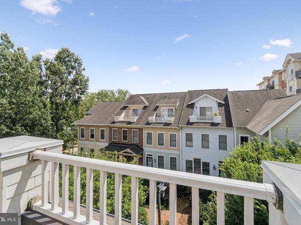 1304 N Danville Street, Arlington VA 22201