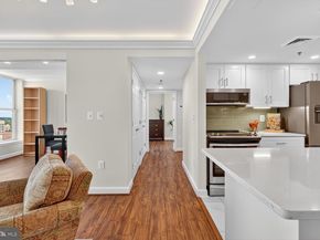 900 N Taylor Street 2006, Arlington VA 22203