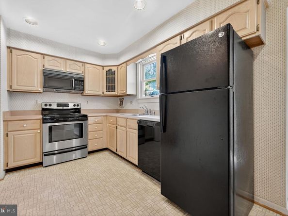 6216 Massachusetts Avenue, Bethesda MD 20816