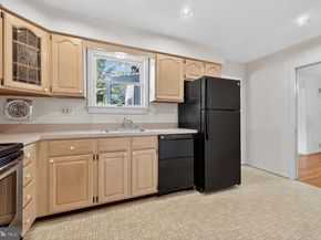 6216 Massachusetts Avenue, Bethesda MD 20816