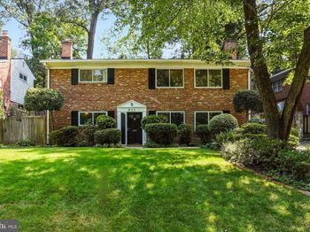 811 E Timber Branch Parkway