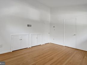 811 E Timber Branch Parkway, Alexandria VA 22302