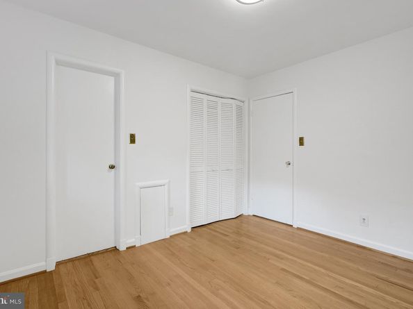 811 E Timber Branch Parkway, Alexandria VA 22302
