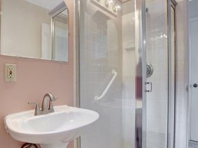 811 E Timber Branch Parkway, Alexandria VA 22302