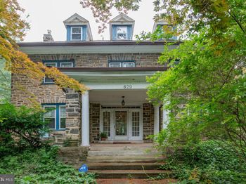 629 W Cliveden Street