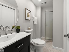 5230 Pooks Hill Road D26, Bethesda MD 20814