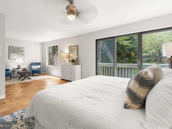 5230 Pooks Hill Road D26, Bethesda MD 20814