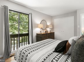 5230 Pooks Hill Road D26, Bethesda MD 20814