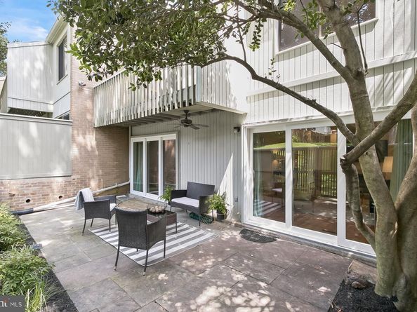 5230 Pooks Hill Road D26, Bethesda MD 20814