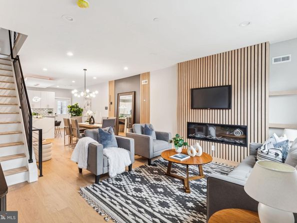 2708 E Birch Street, Philadelphia PA 19134