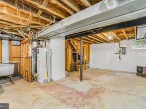 2301 N Edison Street, Arlington VA 22207