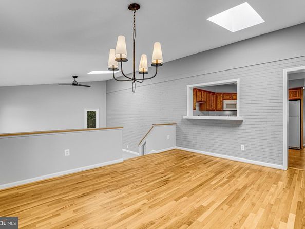 2301 N Edison Street, Arlington VA 22207