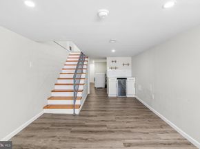 2002 S Hemberger Street, Philadelphia PA 19145