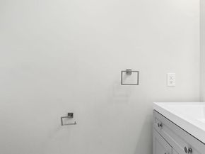 2002 S Hemberger Street, Philadelphia PA 19145
