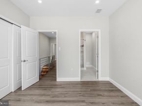 2002 S Hemberger Street, Philadelphia PA 19145