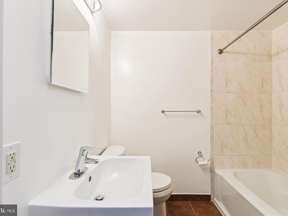 513 12TH Street NE 3, Washington DC 20002